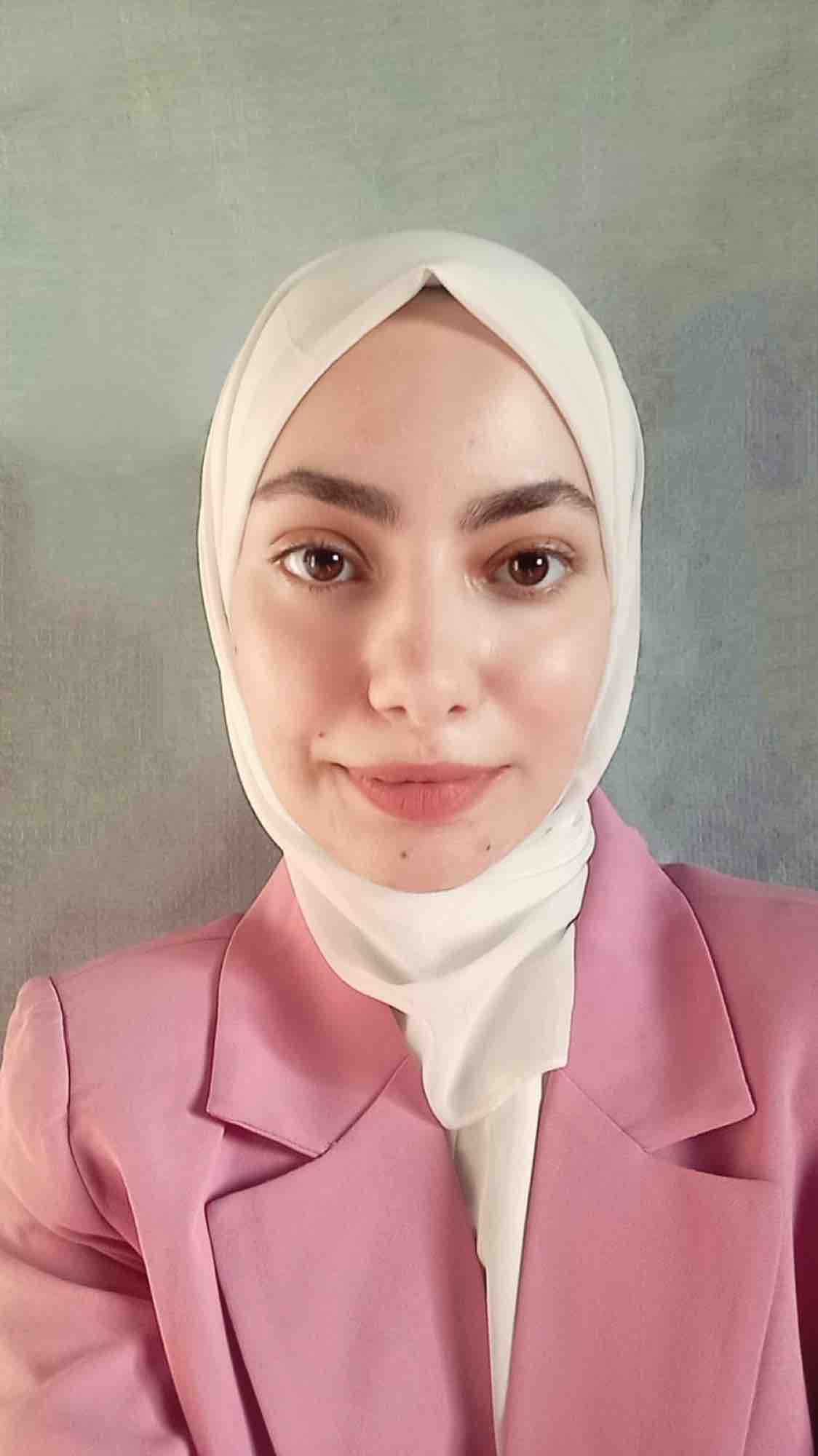 Aya SALOUHA — Membre — Gaza